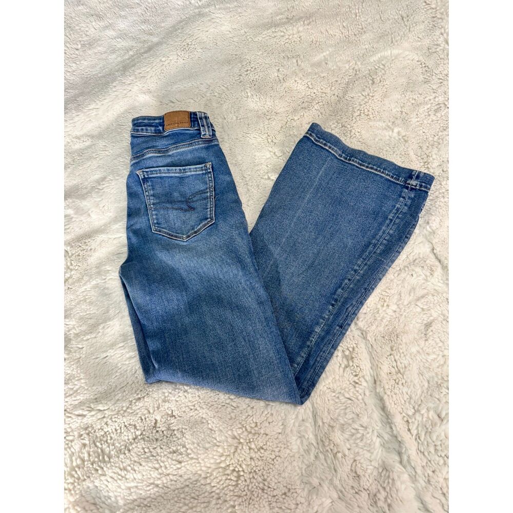American Eagle Wide Flare Jeans Size 4R Medium Wash Retro Y2K Denim